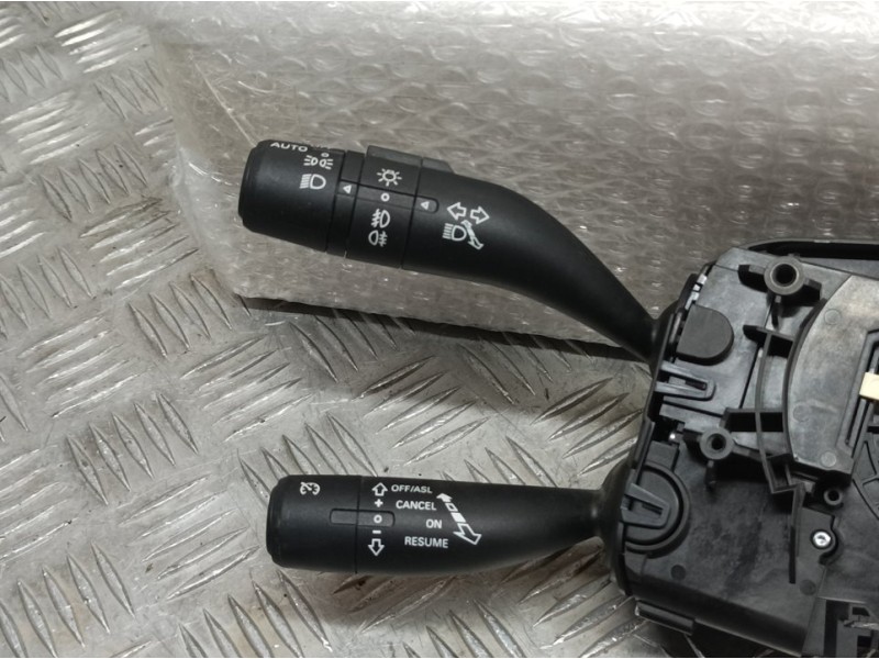 Recambio de mando luces para mg zs 1.0 t-gdi referencia OEM IAM 1033772501  