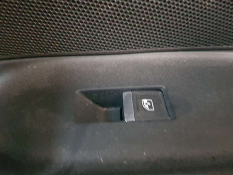 Recambio de juego asientos completo para audi a3 sedan (8ys) 35 tdi s line referencia OEM IAM 8Y0881405F C/ MANDO ELEVALUNAS DEL