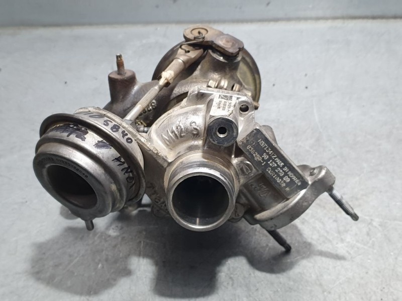 Recambio de turbocompresor para peugeot 208 1.2 12v e-thp referencia OEM IAM 9812723880 8362501 