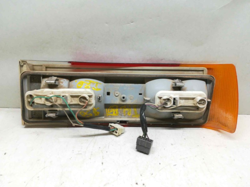 Recambio de piloto trasero izquierdo para talbot 150 referencia OEM IAM   