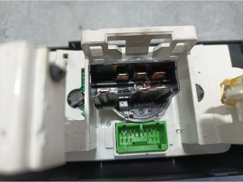 Recambio de mando calefaccion / aire acondicionado para suzuki swift berlina (mz) gl (5-ptas.) referencia OEM IAM 7440062J30BJP 