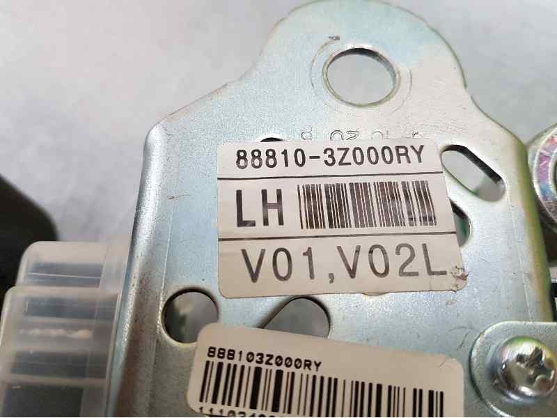 Recambio de pretensor airbag izquierdo para hyundai i40 comfort referencia OEM IAM 888103Z000RY  