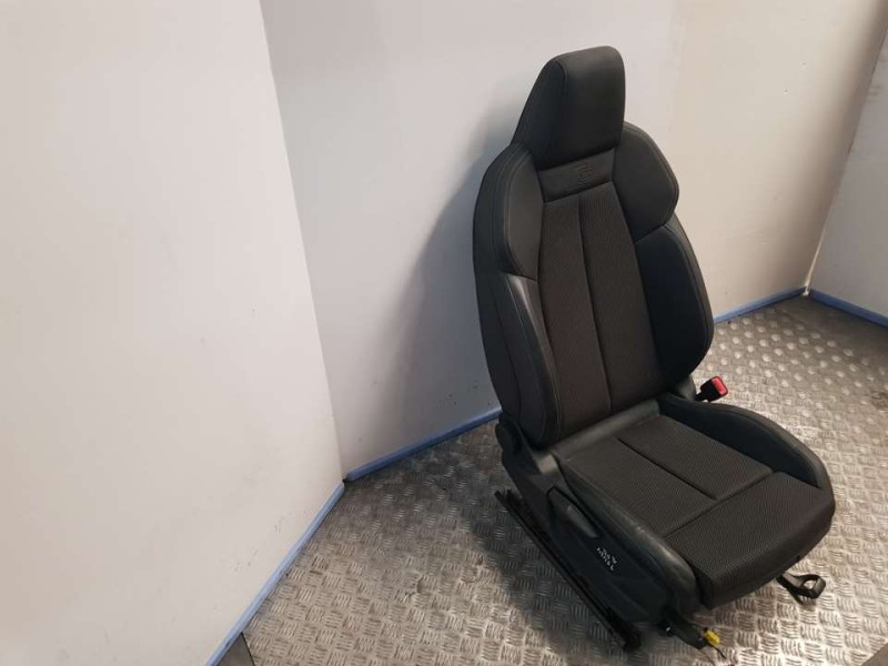 Recambio de juego asientos completo para audi a3 sedan (8ys) 35 tdi s line referencia OEM IAM 8Y0881405F C/ MANDO ELEVALUNAS DEL