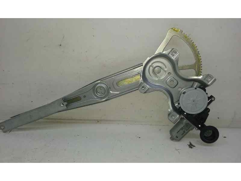 Recambio de elevalunas delantero derecho para toyota yaris active referencia OEM IAM  6 PINS ELECTRICO
