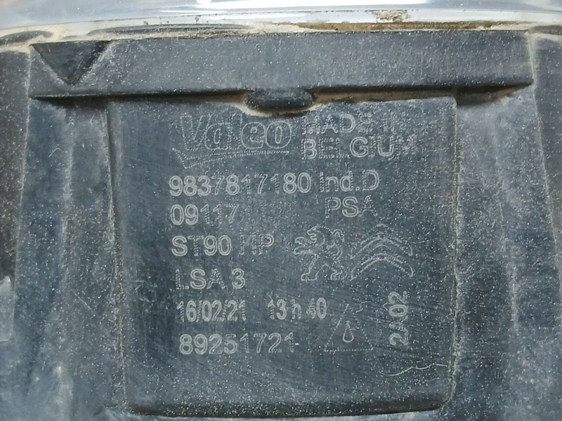 Recambio de faro antiniebla derecho para peugeot partner furgoneta/monovolumen (k9) 1.5 bluehdi 100 referencia OEM IAM 983781718