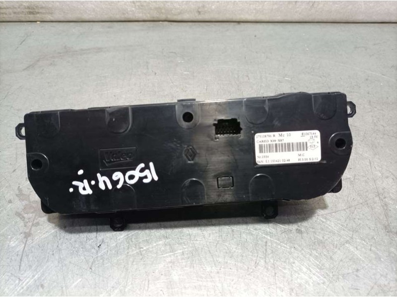 Recambio de mando climatizador para renault captur life referencia OEM IAM 275108796R  TOCADO