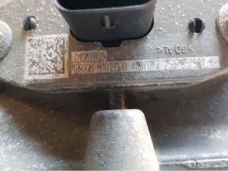 Recambio de caja cambios para smart fortwo coupe passion referencia OEM IAM 700411 A7002702400 AUTOMATICA