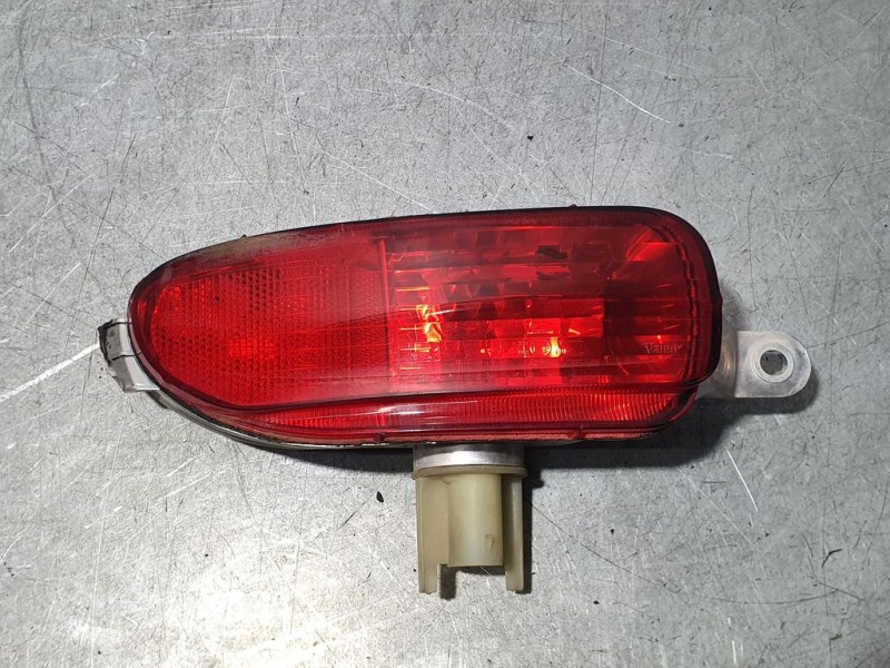Recambio de piloto trasero izquierdo paragolpes para opel corsa c comfort referencia OEM IAM 24409337 89304951 VALEO