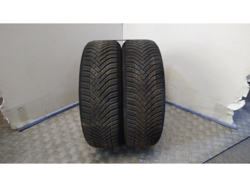 Recambio de neumatico pareja para neumaticos reutilizados - referencia OEM IAM 195601689H 195/60/16/89H CONTINENTAL