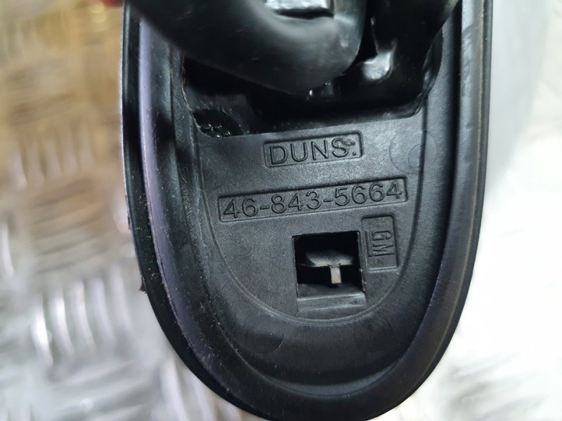 Recambio de retrovisor izquierdo para opel corsa e selective referencia OEM IAM 468435664  ELECTRICO 3 CABLES