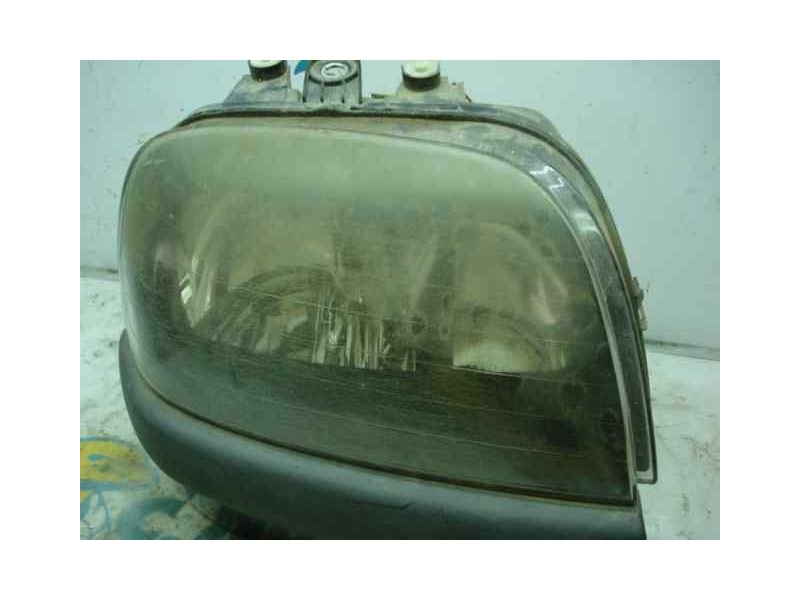 Recambio de faro derecho para fiat doblo (119) 1.9 jtd cat referencia OEM IAM  2 PATAS ROTAS QUEMADO DEL SOL