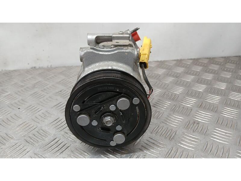 Recambio de compresor aire acondicionado para peugeot 308 style referencia OEM IAM 9847222180 MAHLE 9847222580 RF023001