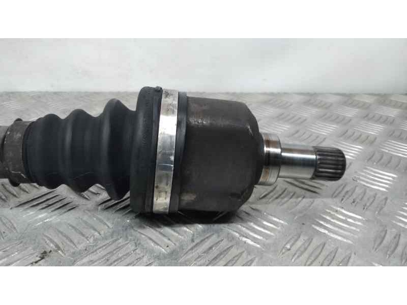 Recambio de transmision delantera izquierda para peugeot 5008 premium referencia OEM IAM 3272PZ  