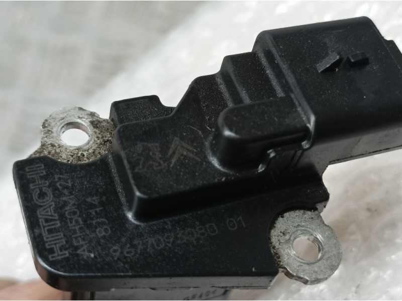 Recambio de caudalimetro para citroën c3 feel referencia OEM IAM 9677093080 AFH50M27 HITACHI