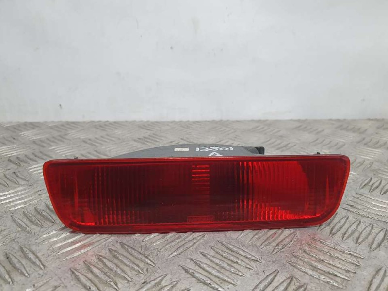 Recambio de piloto trasero central para nissan qashqai (j10) acenta referencia OEM IAM 26580JD00B 00954000 HELLA