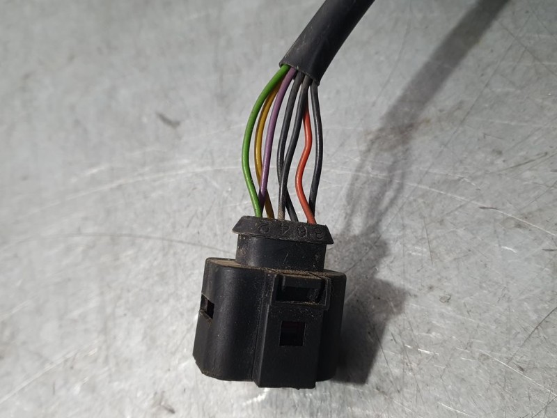 Recambio de retrovisor derecho para seat leon (1p1) reference referencia OEM IAM   ELECTRICO 7 CABLES