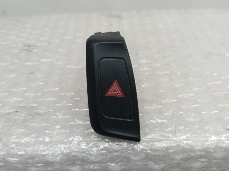 Recambio de warning para audi a4 ber. (b8) básico referencia OEM IAM 8K1941509  