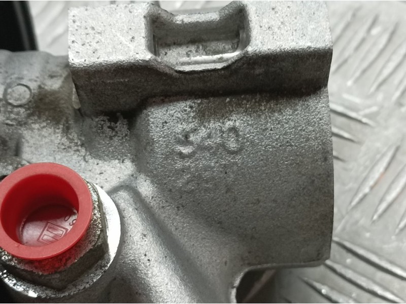 Recambio de bomba direccion para opel antara cosmo 4x4 referencia OEM IAM 25980805  