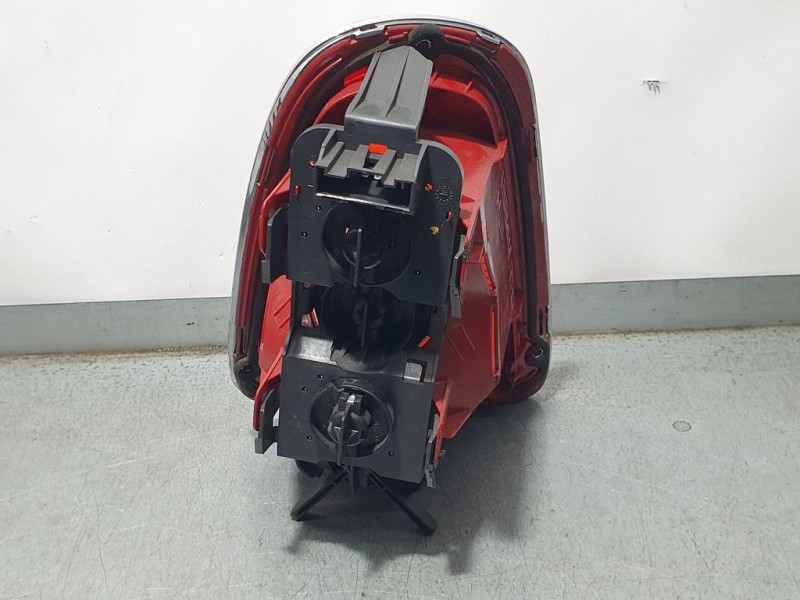 Recambio de piloto trasero derecho para mini mini (r56) cooper referencia OEM IAM 63212757010  ROZADO