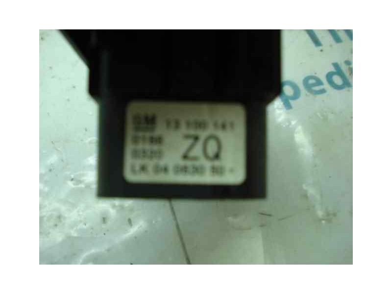 Recambio de mando luces para opel astra h berlina 1.7 16v cdti referencia OEM IAM 13100141  04063050