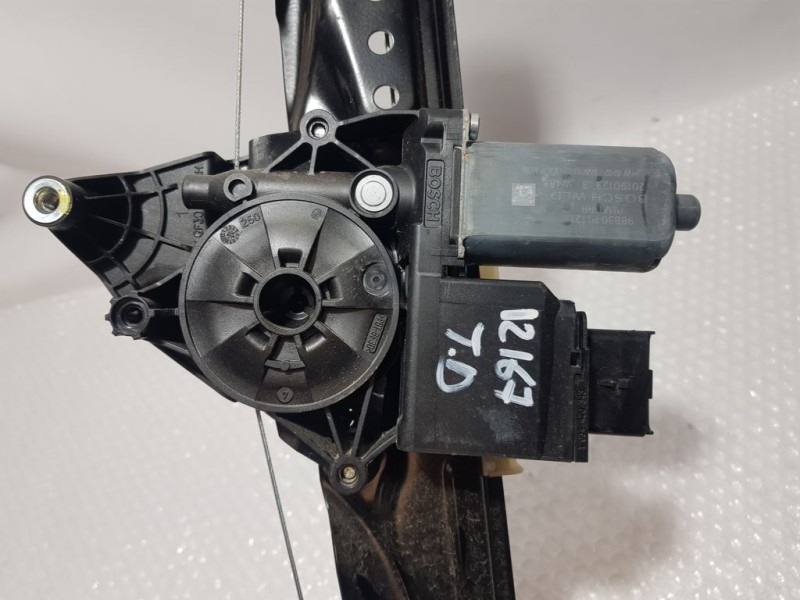 Recambio de elevalunas trasero derecho para citroën c3 aircross 1.5 hdi (120 cv) referencia OEM IAM 3917594  ELECTRICO 6 PINS