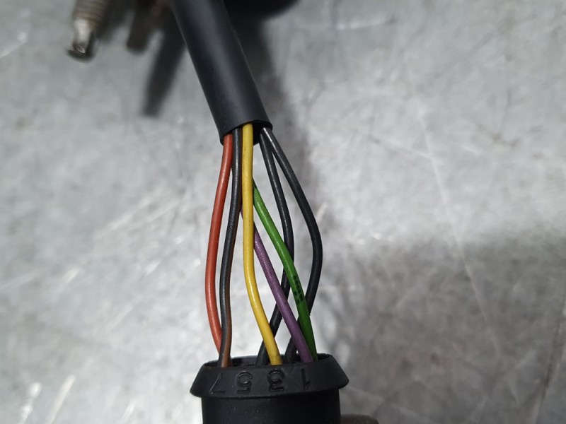 Recambio de retrovisor izquierdo para seat leon (1p1) reference referencia OEM IAM   ELECTRICO 7 CABLES