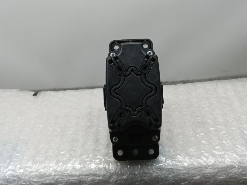 Recambio de mando multifuncion para mercedes-benz clase b (w246) b 200 cdi be (246.201) referencia OEM IAM A2469001309 12381886 