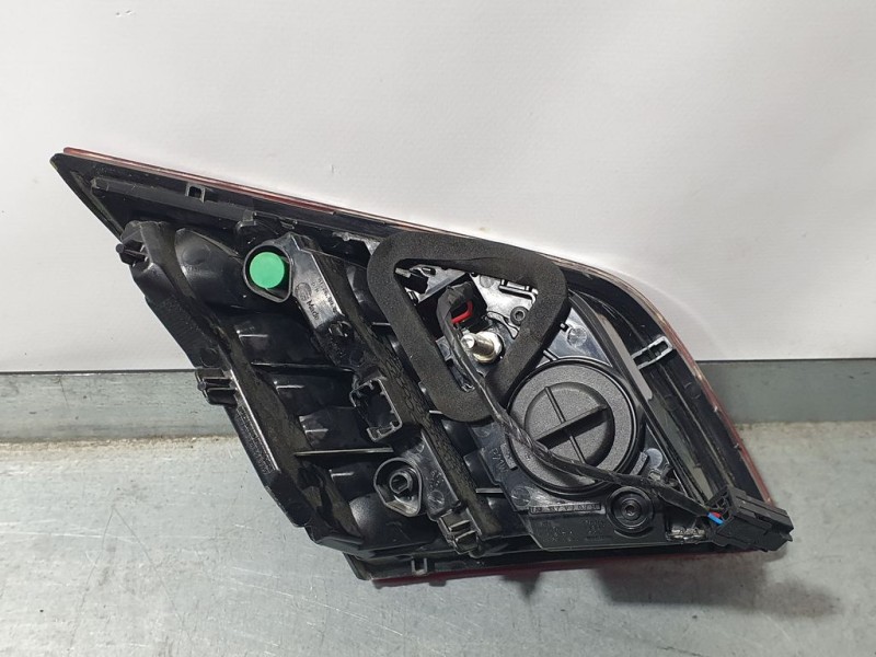 Recambio de piloto trasero derecho para peugeot 308 allure referencia OEM IAM 9677818280  INTERIOR