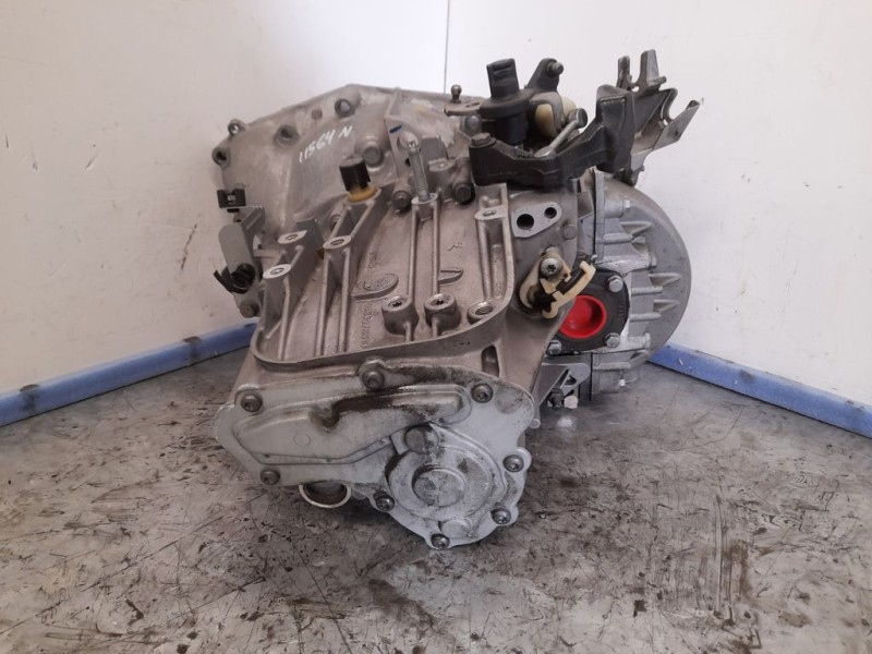 Recambio de caja cambios para citroën c5 berlina premier referencia OEM IAM 20MB25 0814794 6VELOCIDADES