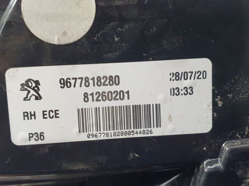 Recambio de piloto trasero derecho para peugeot 308 allure referencia OEM IAM 9677818280  INTERIOR