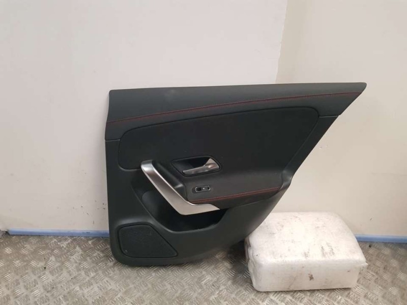 Recambio de juego asientos completo para mercedes-benz clase cla (c118) coupe cla 200 d referencia OEM IAM A1187205901  C/ MANDO