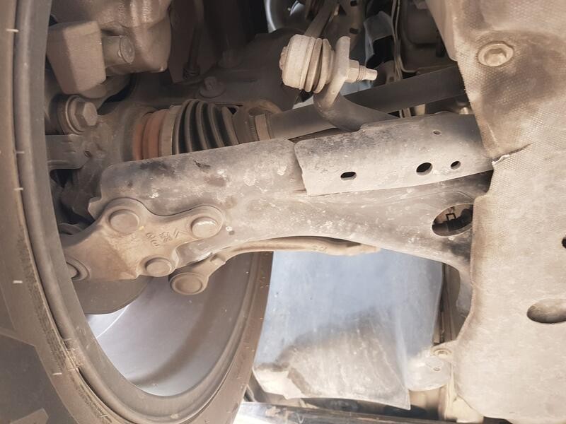 Recambio de brazo suspension inferior delantero derecho para peugeot 3008 ii suv (mc_, mr_, mj_, m4_) 1.2 thp/ puretech 130 (mrh