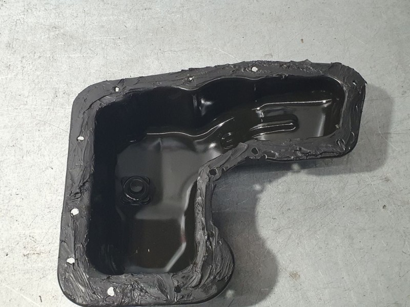 Recambio de carter para peugeot 208 1.2 12v e-vti referencia OEM IAM 9834236780  HM05