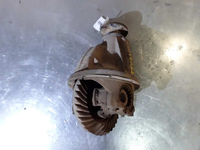 Recambio de diferencial trasero para nissan terrano/terrano.ii (r20) 2.7 turbodiesel referencia OEM IAM   