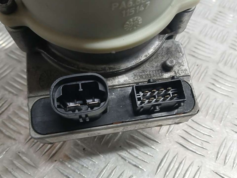 Recambio de bomba direccion electrica para dacia logan express ambiance referencia OEM IAM 8200963683A A5096050H HPI