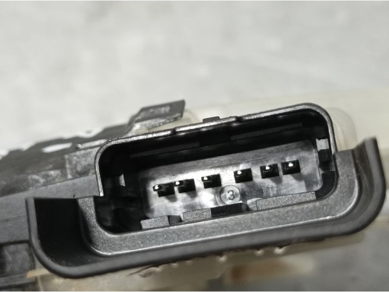 Recambio de cerradura puerta delantera izquierda para opel corsa f edition referencia OEM IAM 292850 16944412 ELECTRICA 6 PINS