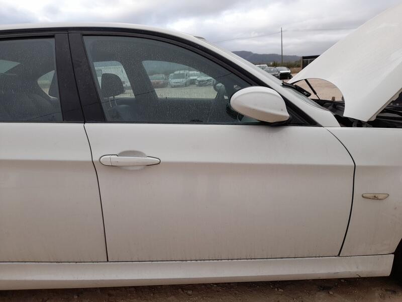 Recambio de puerta delantera derecha para bmw 3 (e90) 325 i referencia OEM IAM 41515A2A386  