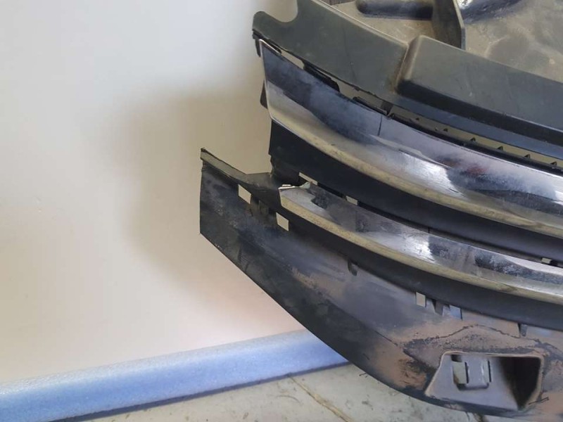 Recambio de rejilla delantera para citroën c3 feel referencia OEM IAM 98120634XT  TOCADA