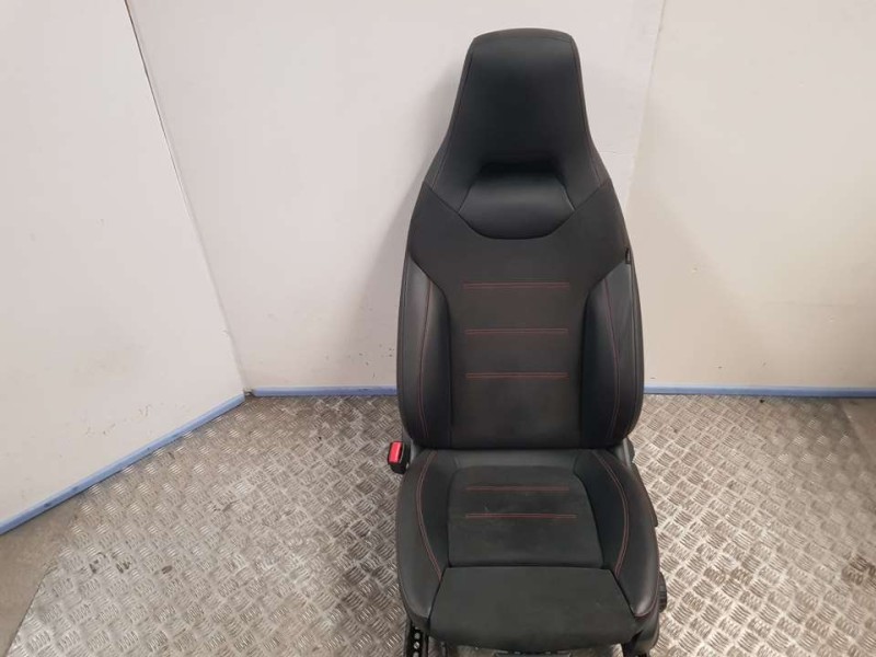 Recambio de juego asientos completo para mercedes-benz clase cla (c118) coupe cla 200 d referencia OEM IAM A1187205901  C/ MANDO