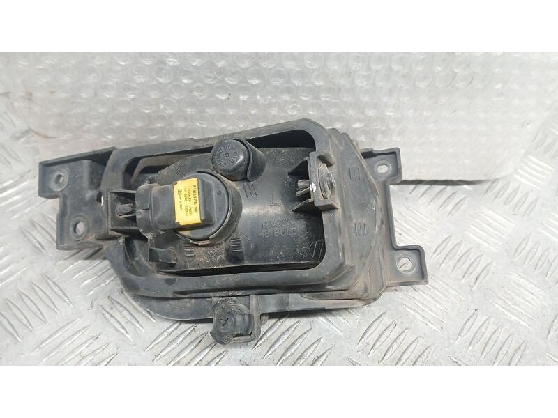 Recambio de faro antiniebla izquierdo para kia carnival ex referencia OEM IAM 922014D000  