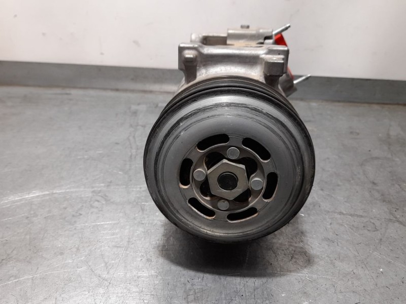 Recambio de compresor aire acondicionado para opel corsa f edition referencia OEM IAM 9828684880  