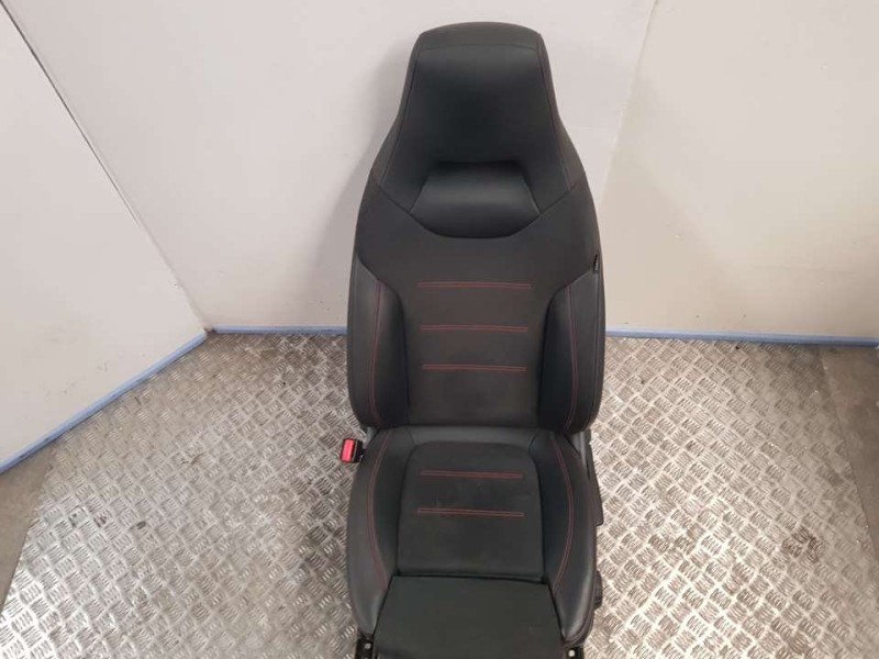 Recambio de juego asientos completo para mercedes-benz clase cla (c118) coupe cla 200 d referencia OEM IAM A1187205901  C/ MANDO