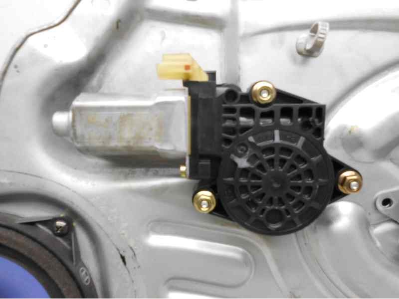 Recambio de elevalunas delantero derecho para kia cerato 2.0 ex crdi berlina (4-ptas.) referencia OEM IAM  ELECTRICO 