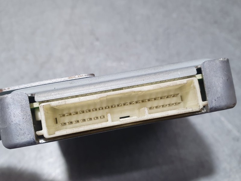 Recambio de modulo electronico para toyota land cruiser (j15) vx referencia OEM IAM 8815060110 0368003231 DENSO