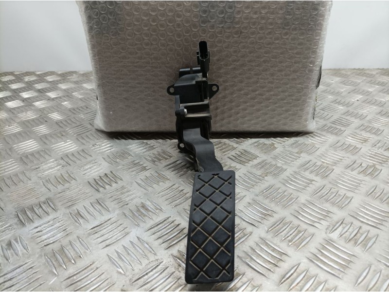 Recambio de potenciometro pedal para audi a1 sportback (8xf) attracted referencia OEM IAM 6C1721503D 0280755336 BOSCH