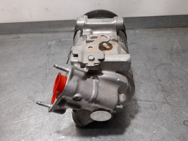 Recambio de compresor aire acondicionado para opel corsa f edition referencia OEM IAM 9828684880  