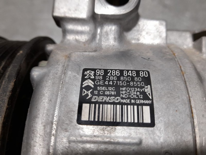 Recambio de compresor aire acondicionado para opel corsa f edition referencia OEM IAM 9828684880  