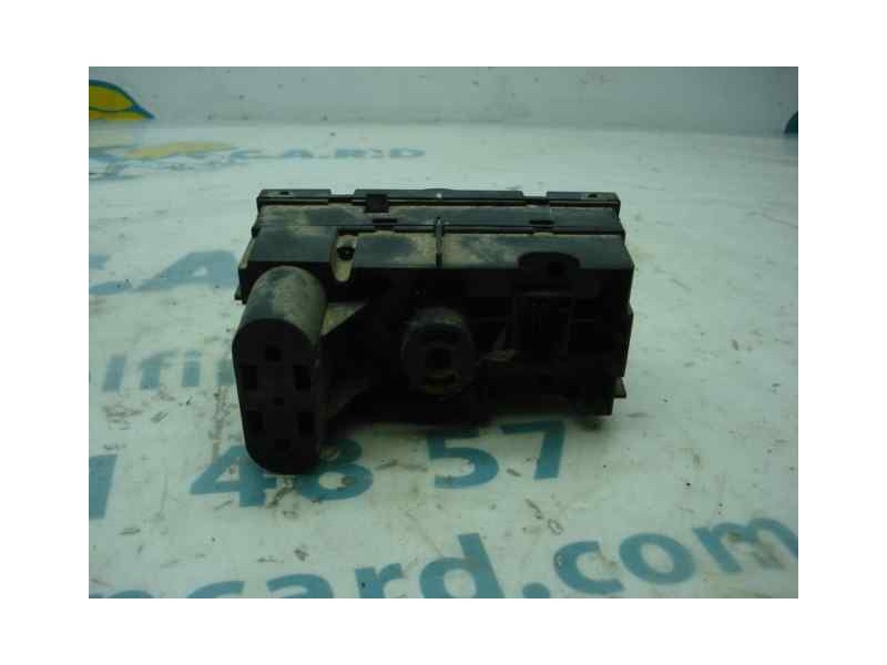 Recambio de mando luces para opel astra h berlina cosmo referencia OEM IAM 13100136  SALPICADERO