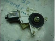 MOTOR ELEVALUNAS TRASERO DERECHO 2048200642 A2048200542 5 PINES