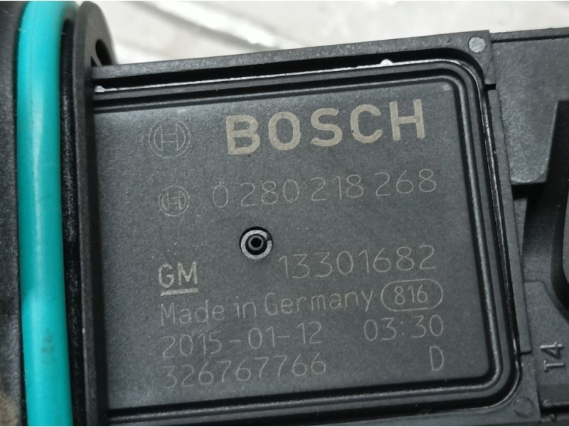 Recambio de caudalimetro para opel astra j lim. selective referencia OEM IAM 13301682 0280218268 BOSCH
